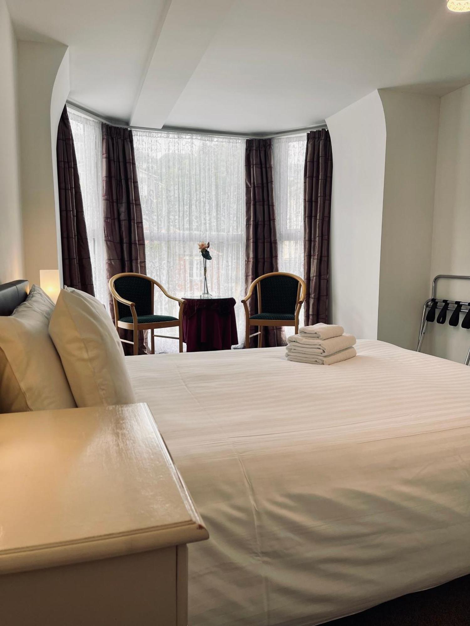 אילפרקומב One Bedroom Apartment, No 4 מראה חיצוני תמונה